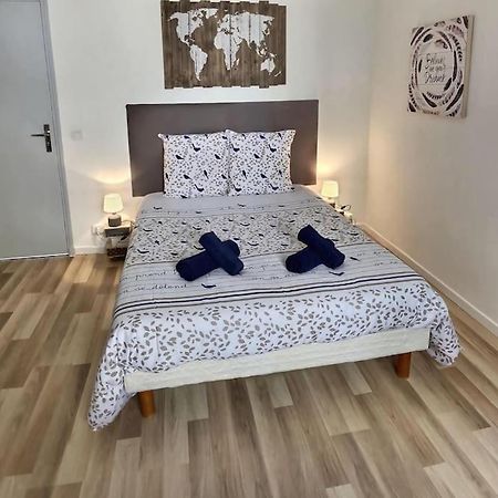 Studio Vue Sur La Roche, Au Calme Moustiers #1 Apartment Ngoại thất bức ảnh