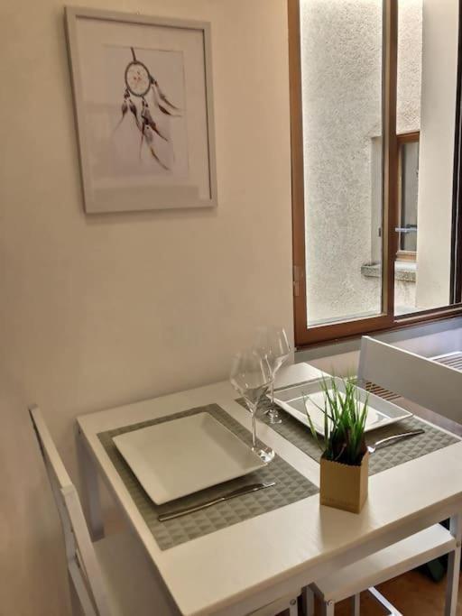 Studio Vue Sur La Roche, Au Calme Moustiers #1 Apartment Ngoại thất bức ảnh
